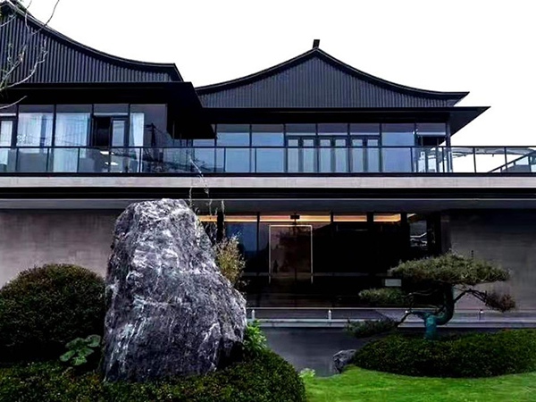 黑山石